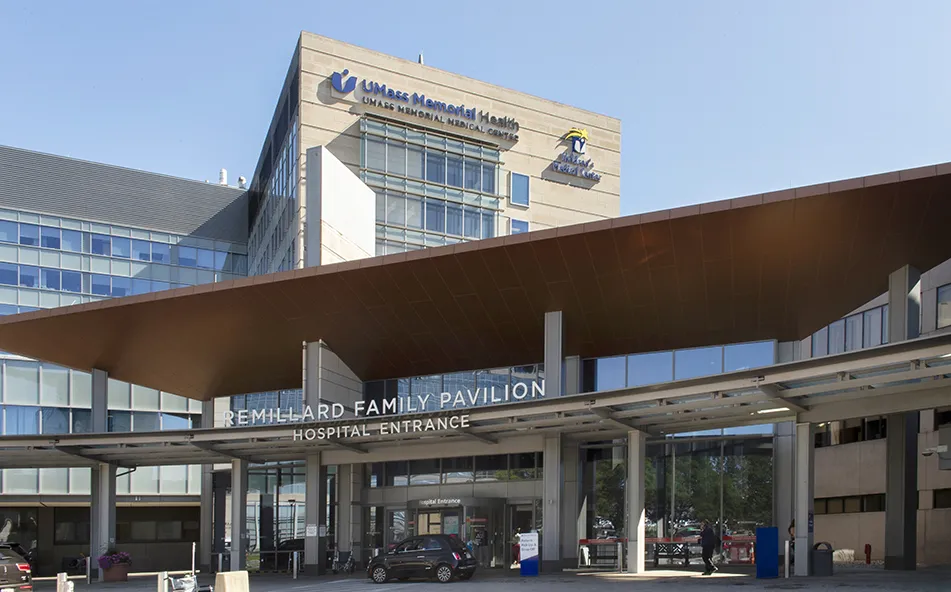 The Remilard Family Pavilion Hospital Entrance at UMass Memorial Medical Center