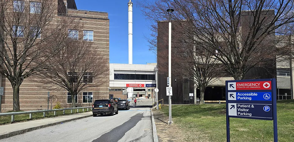 Emergency Department entrance on Memorial Campus.