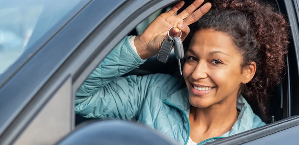 women finding keys to her car